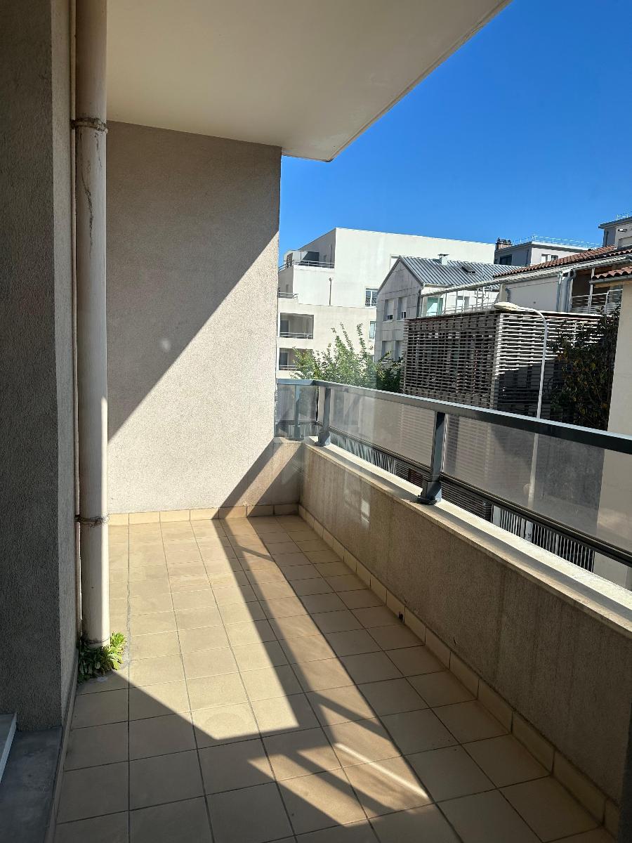 appartement 2 pièces - LYON