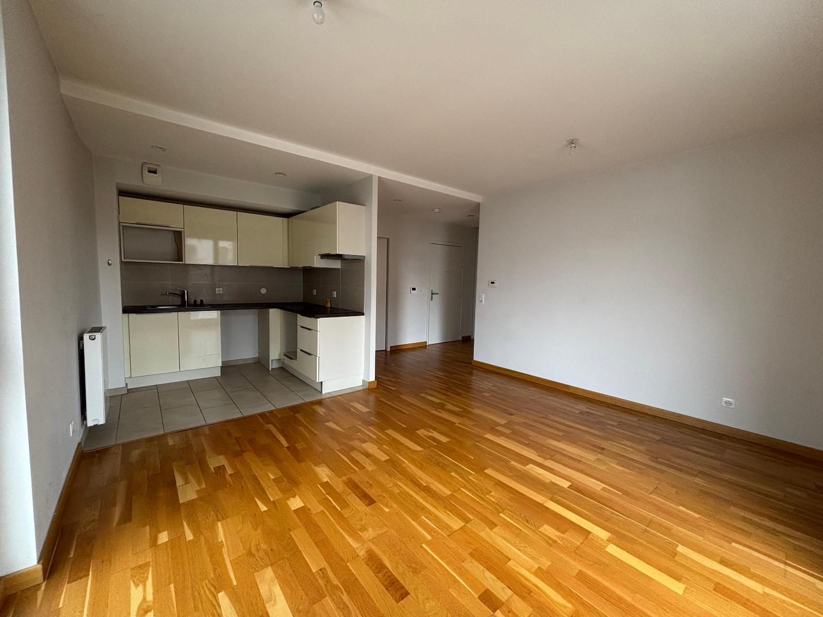 appartement 2 pièces - VILLEURBANNE