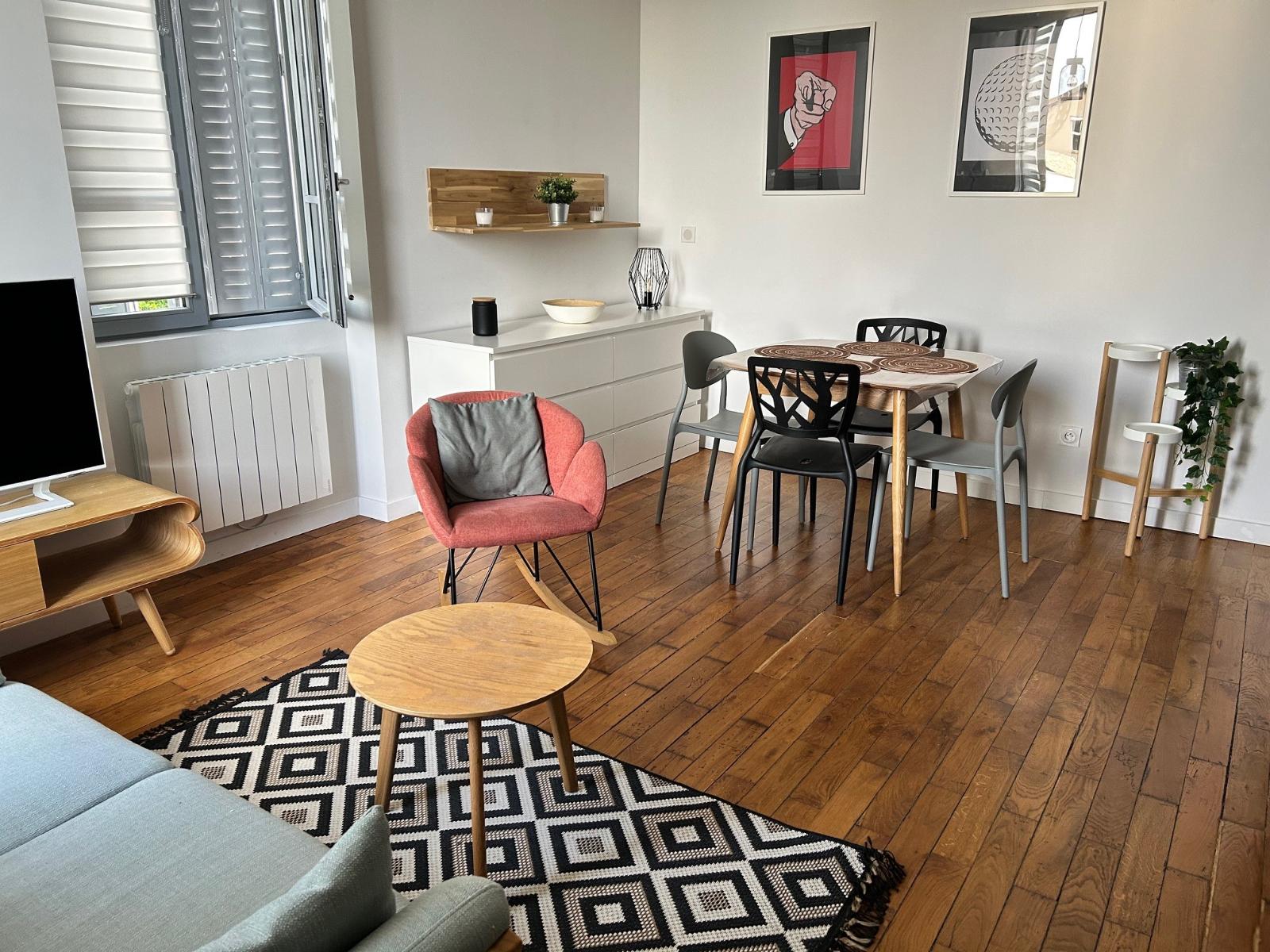 appartement 2 pièces - VENISSIEUX