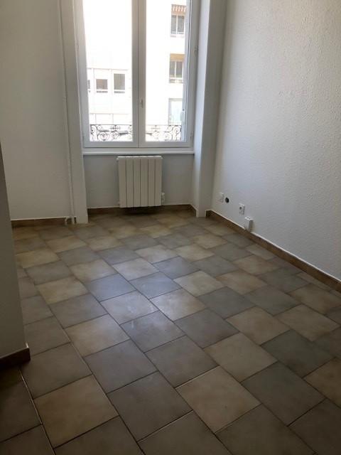 appartement 2 pièces - VILLEURBANNE