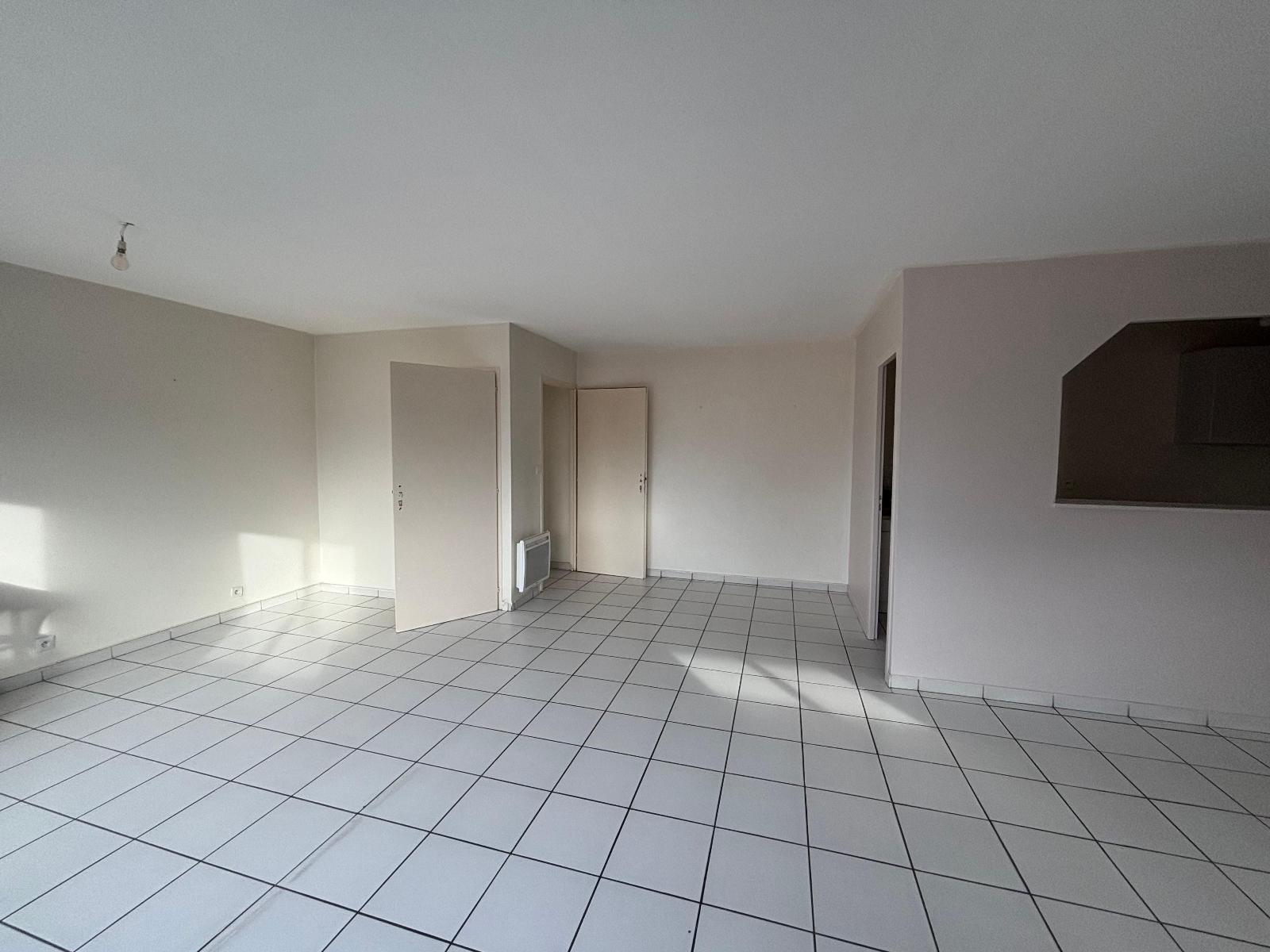 appartement 3 pièces - VAULX-EN-VELIN